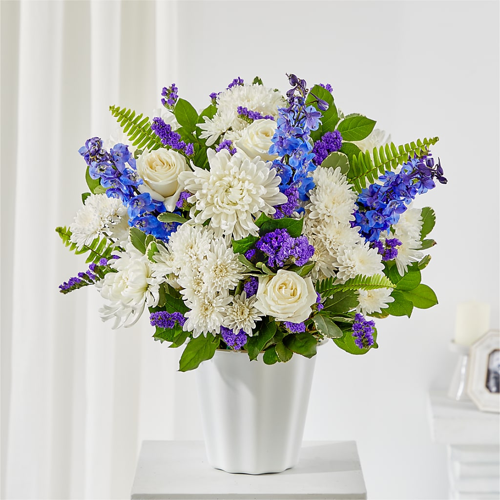 Hold Dear Tabletop Basket – Floral Art Designs, Arlington MA