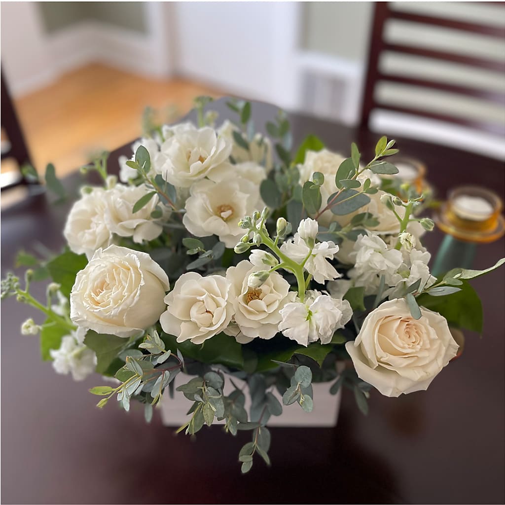 Fresh Linen Box Bouquet –  Floral Art Designs, Arlington MA
